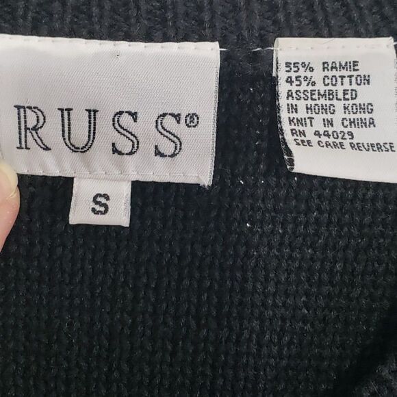 Russ Woman's Embellished Christmas Sweater, Size Small - Picture 3 of 9